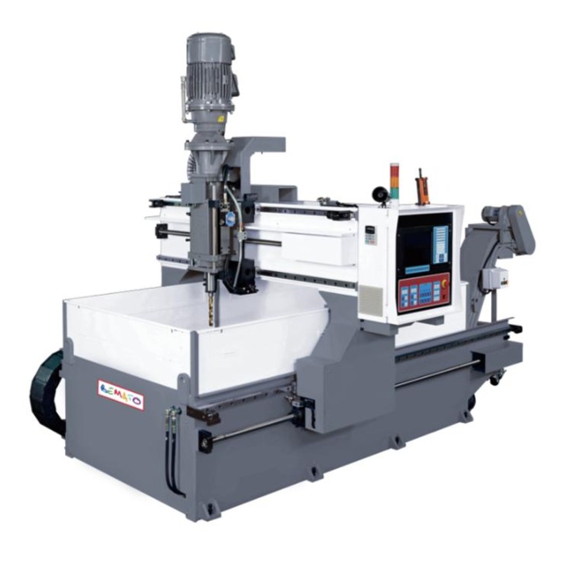 آلة قطع وثقب CNC