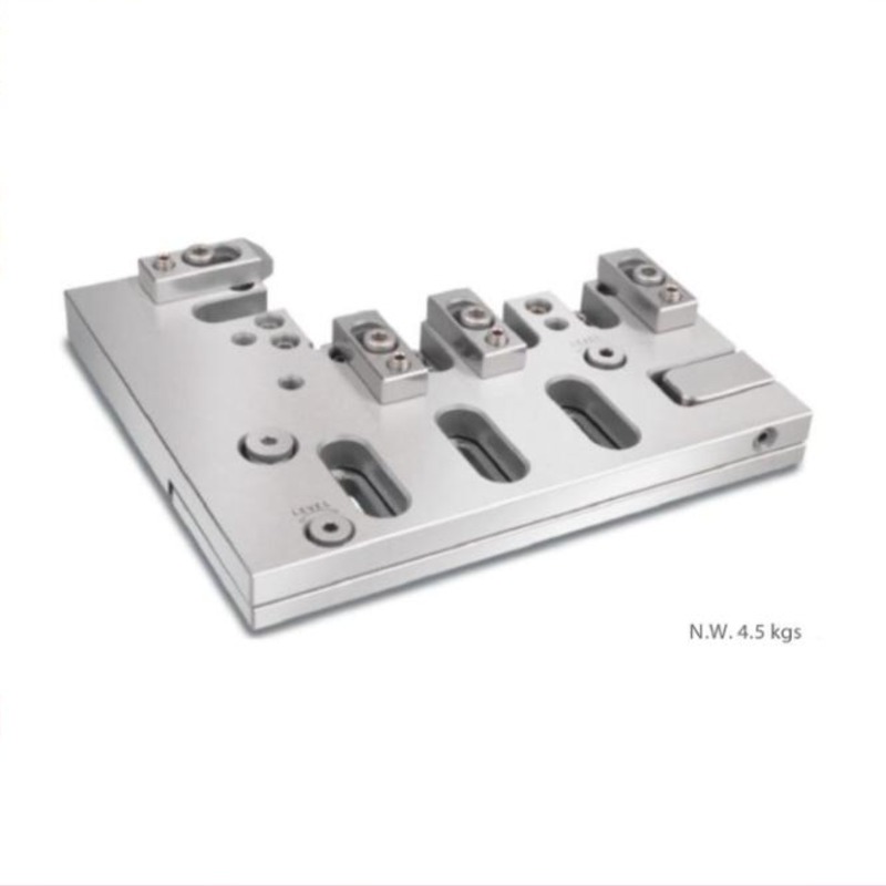 ADJUSTABLE FIXTURE FOR EDM